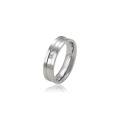 15855 Xuping fashion simple titanium jewelry liso diseño dedo anillo con sintético CZ